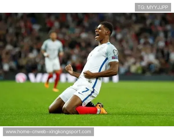 拉什福德边路内切低射入网